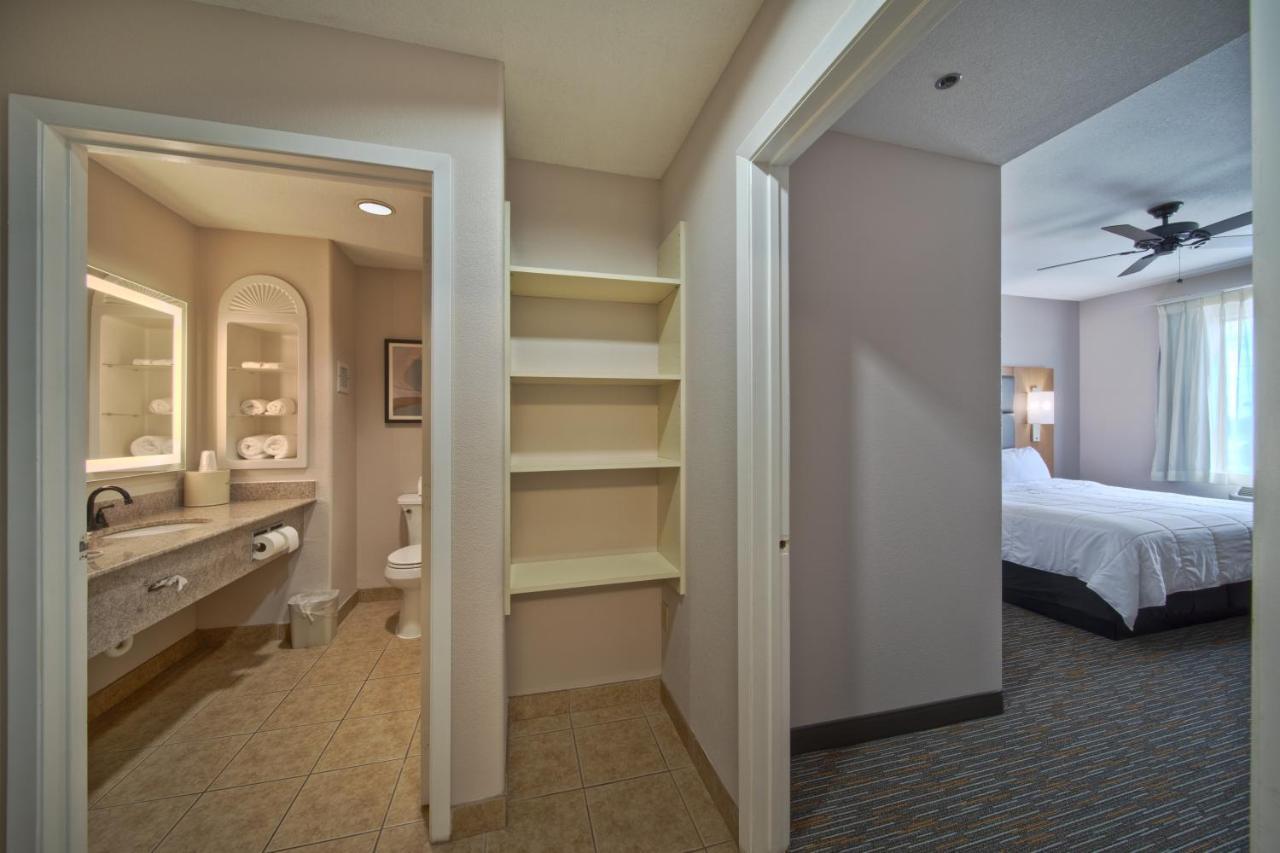 Wingate By Wyndham Houston Bush Intercontinental Airport Hotel Aldine Bagian luar foto