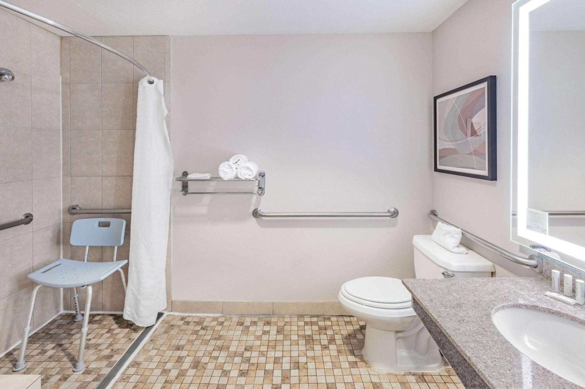 Wingate By Wyndham Houston Bush Intercontinental Airport Hotel Aldine Bagian luar foto
